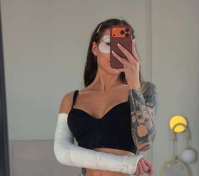 Алёна Савкина радуется помощи старшего сына Богдана