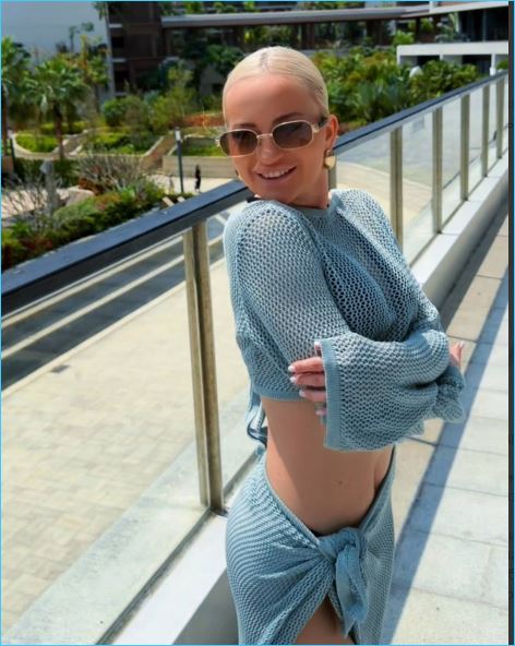 Элина Рахимова гордится подарками и хейтом в свой адрес