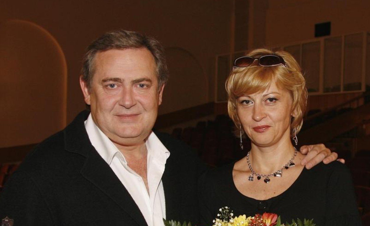 Юрий Стоянов назвал себя "счастливым подкаблучником"