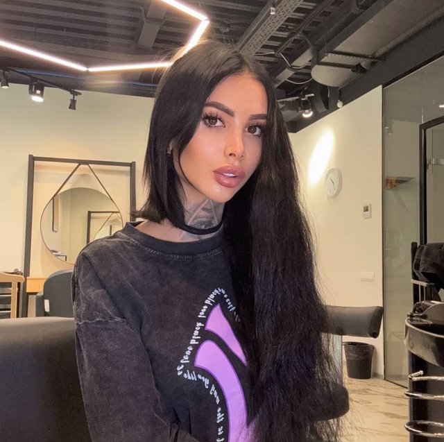 Клавдия Безверхова нашла девушку Руслану Асланову