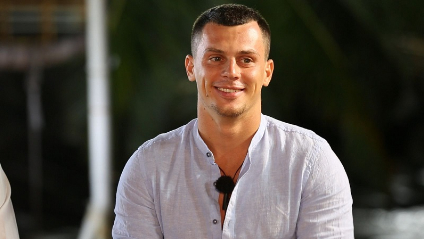 Совсем еще недавно Кузин и Барзиков были друзьями, теперь ведут войну в соцсетях