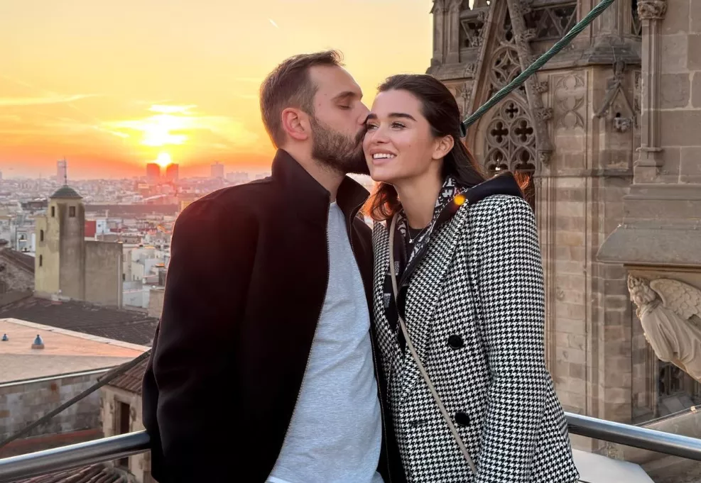 Ксения Бородина попросила подписчиков не писать про её "животик"