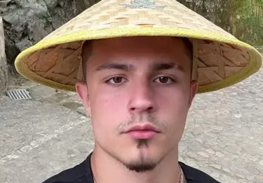 Загулявших Гуранду и Веронику Гракович оставили ночевать на улице