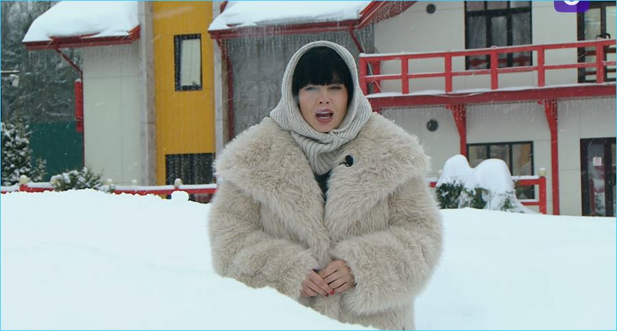 Нелли Ермолаева считает, что бывают интеллигентные поцелуи