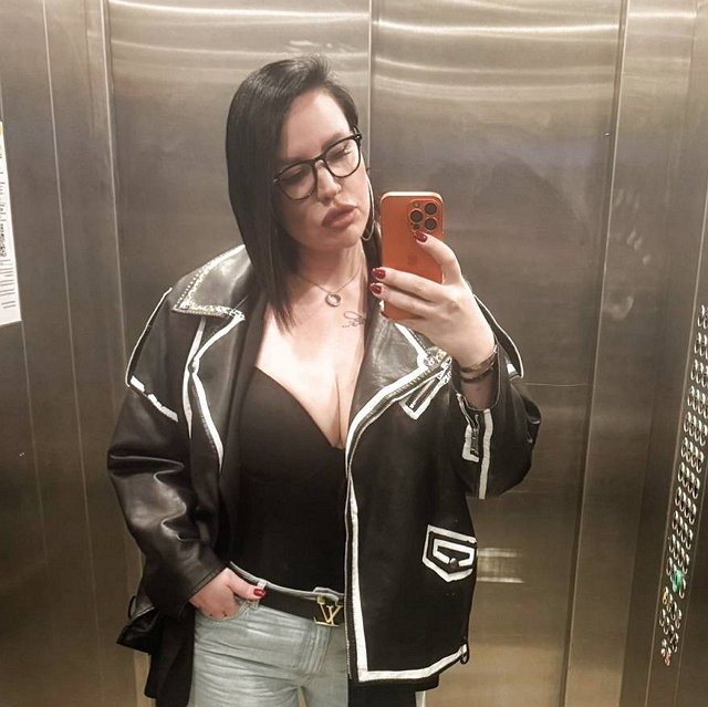 У Александры Черно на первом месте донаты, а не Стефан