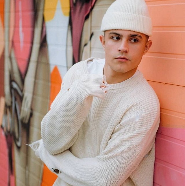 Никита Гуранда сделал «ход конём» и заселился с новенькой