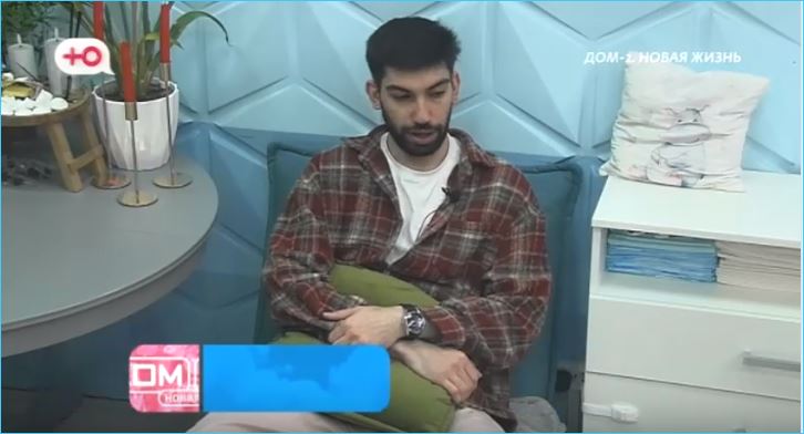 Провокатора Рудольфа Мелкумяна пытаются задобрить девушки Дома 2
