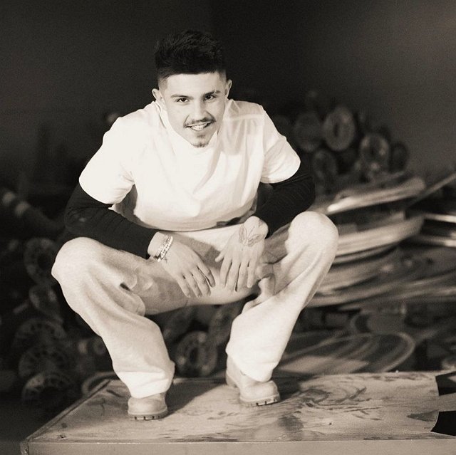 Участники Дома-2 разлучили Никита Гуранда с его фанаткой