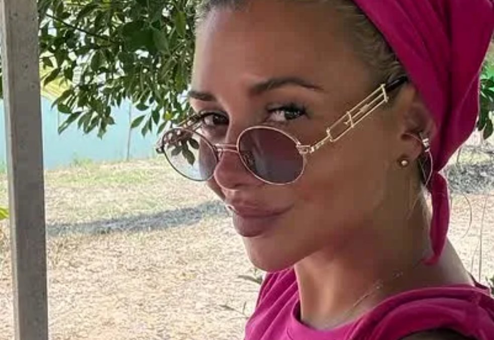 Елена Тепловодская интригует появлением у неё нового поклонника