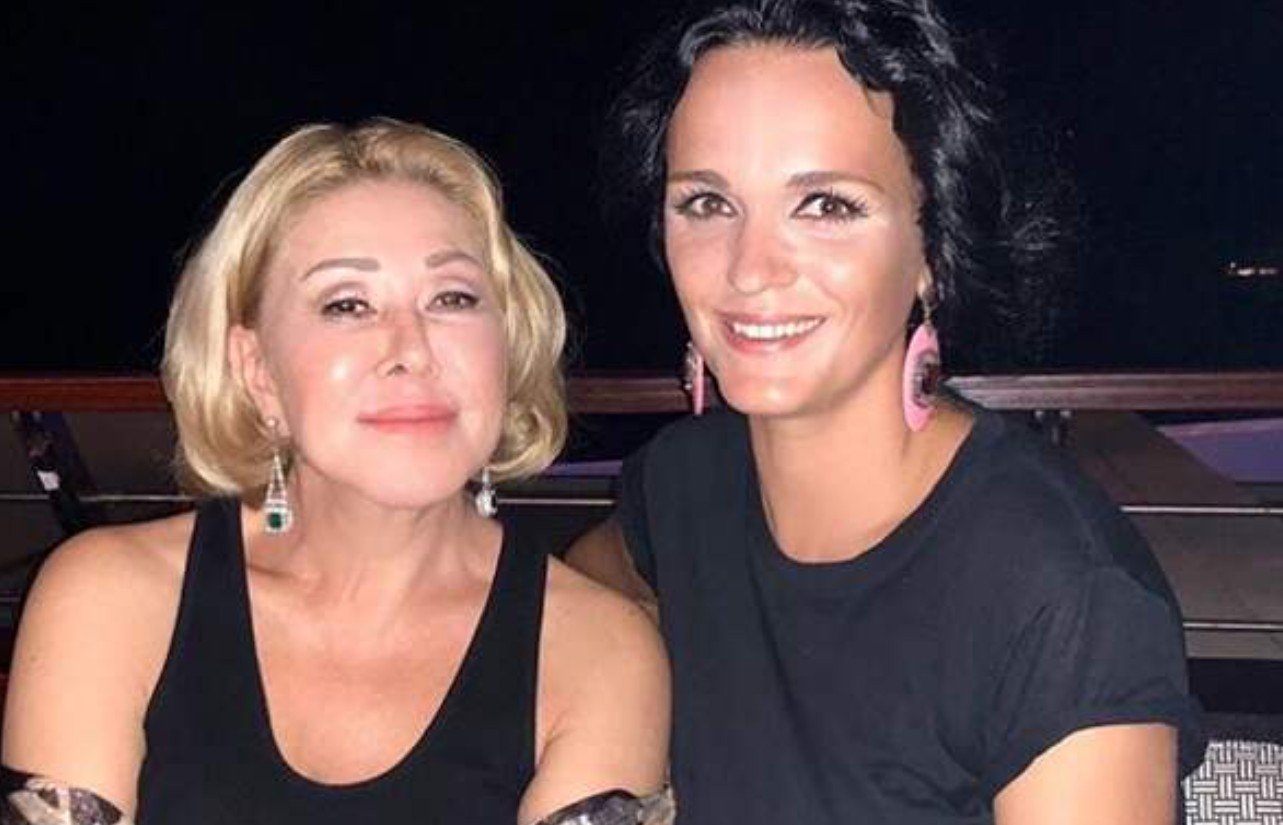 Любовь Успенская отказалась общаться с певицей Славой