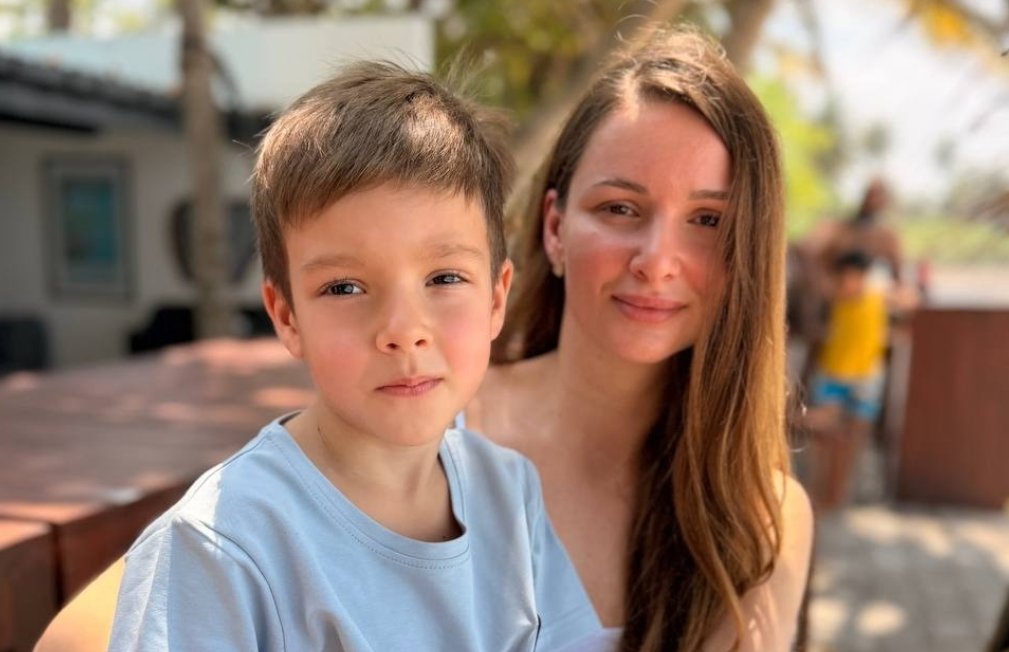 "Он адекватный". Виктория Морозова сообщила, что парень не ревнует её к Андрею Чуеву