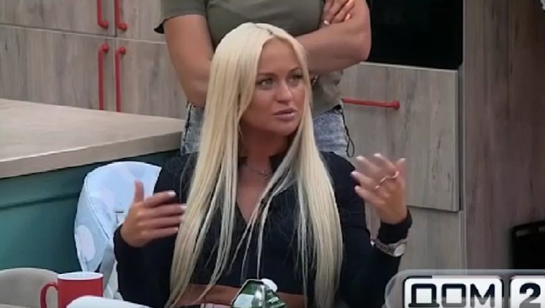 Элина Рахимова проявила интерес к личной жизни Гуранды и Лясковец.