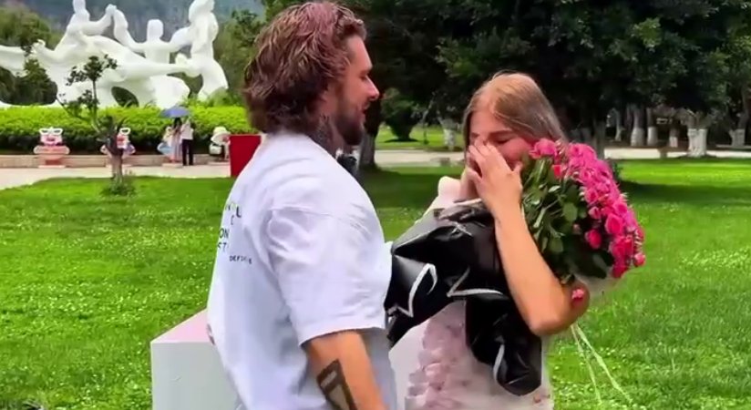 Кристина Бухынбалтэ не комментирует новость о том, что у Жени Ромашова будет дочка