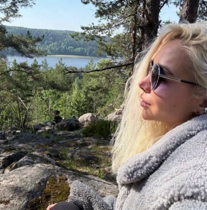 Елена Тепловодская отдыхает в Карелии