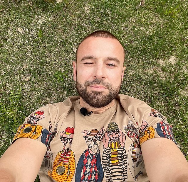 Алексей Адеев нанёс физическую травму Иване Михайличенко