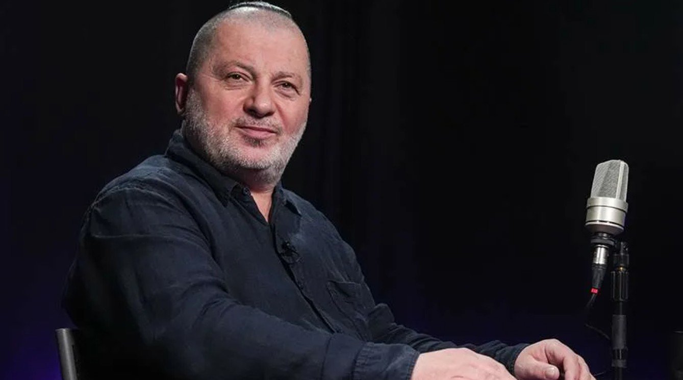 Лидер группы "Агата Кристи" отреагировал на возможную отмену выступления Канье Уэста
