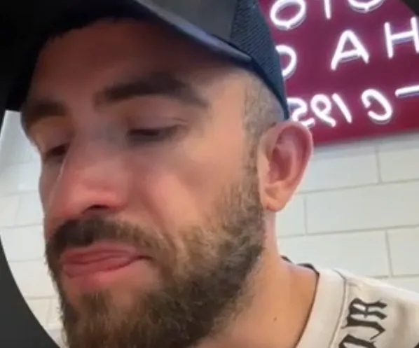 Григорьев не прекращает обижать Квашникову после их разрыва.