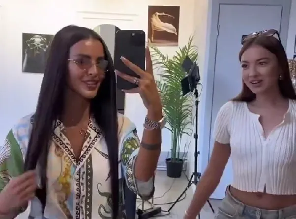 Кристина Бухынбалтэ дала обещание Елене Тепловодской и Гоху отыскать женихов на Патриках.