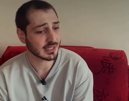 Иосиф Оганесян призвал всех, желающих удочерить или усыновить его дитя.