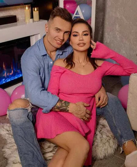 У Олега Доленко и Иванны Хаврак появился второй ребенок.