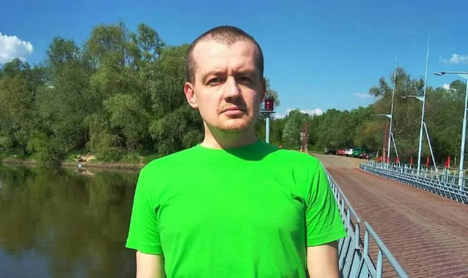 Май Абрикосов считает, что Ольге Бузовой пора в рехаб