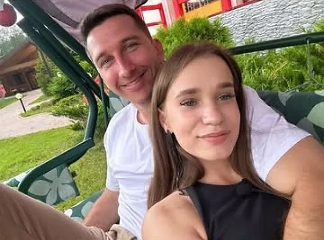 Луковкин, Тырлышкина и Гракович вместе с их сыном уже находятся в Сочи.