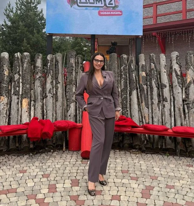 Светлана Прель стремится к тому, чтобы достичь богатства и известности.