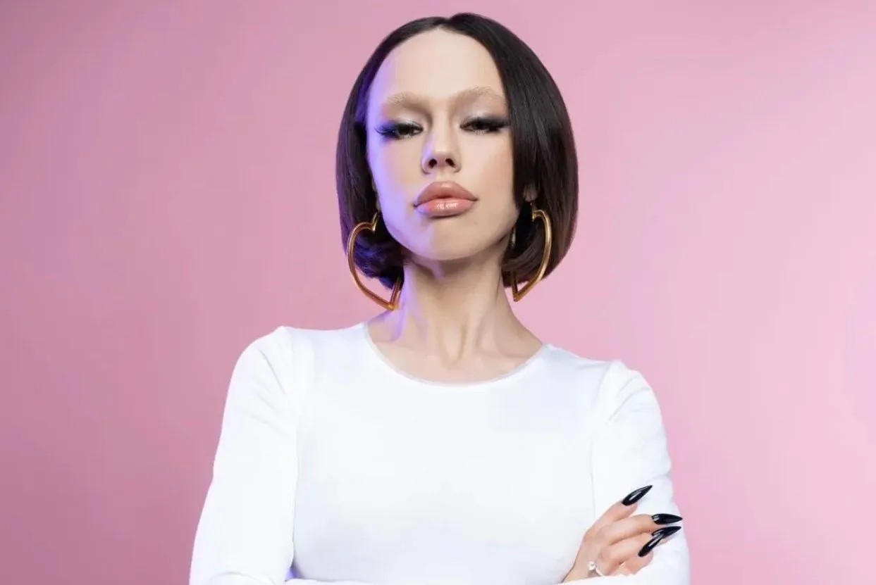 Виталий Бородин колеблется по поводу принятия предложения от Инстасамки.