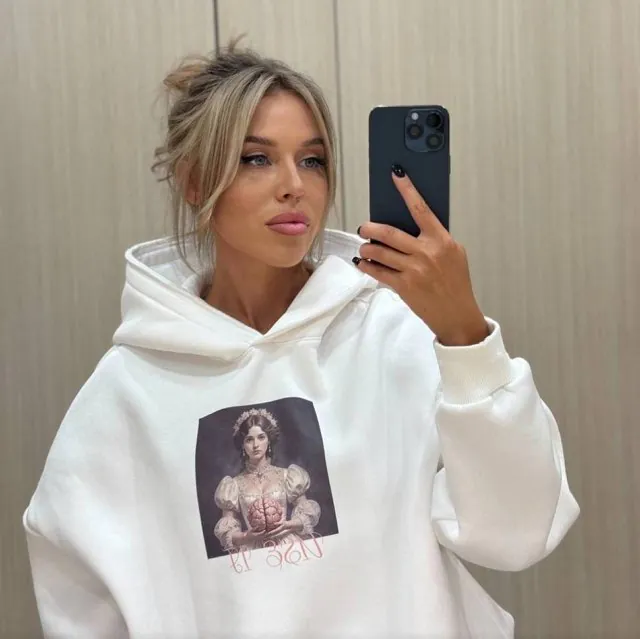 Жаркое солнце Узбекистана испортило лицо Татьяны Строковой