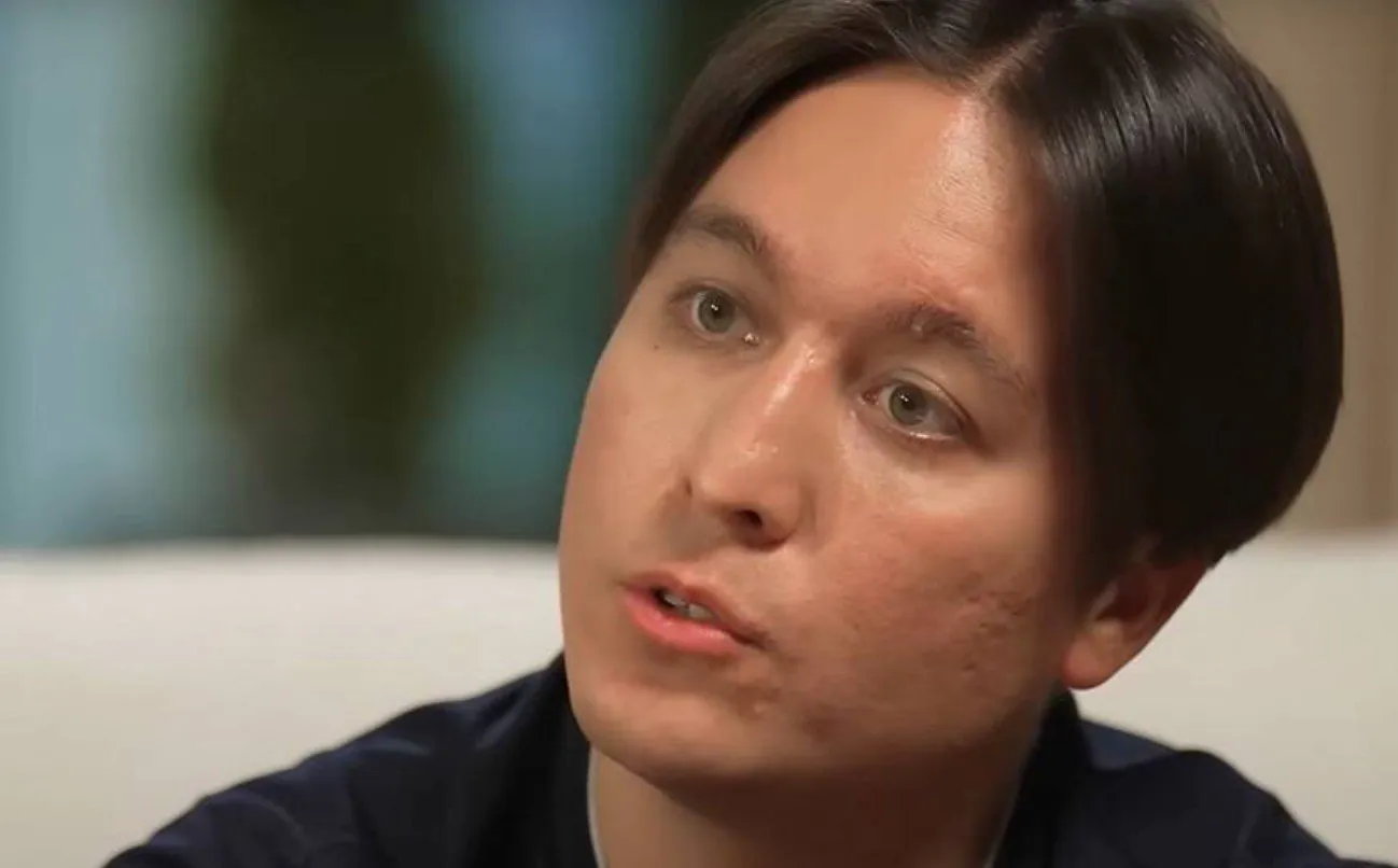 Тимур Хайдаров обещал Елене Товстик провести пластическую операцию безвозмездно.