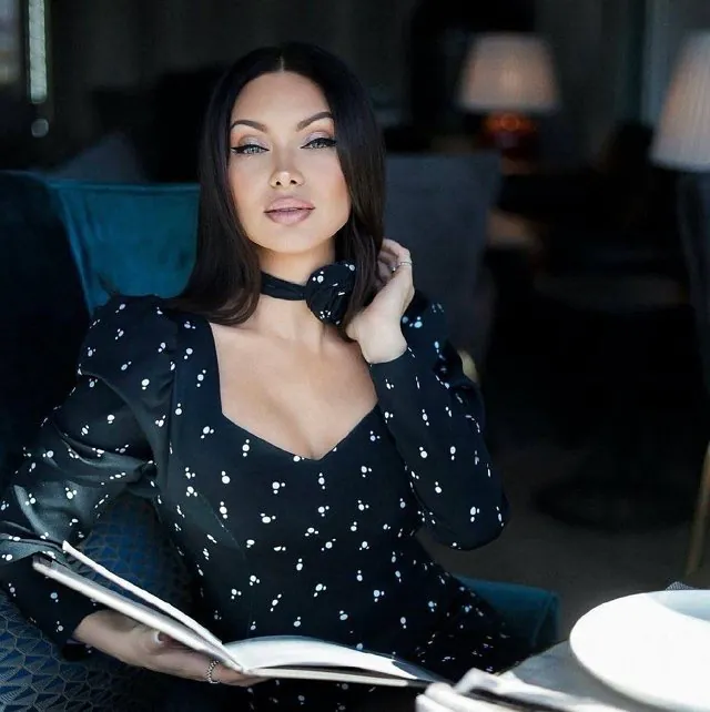 Евгения Феофилактова перенесла очередную пластику тела