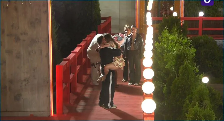 Яна Тырлышкина не доверяет Данко, пытающемуся убедить её в своей любви