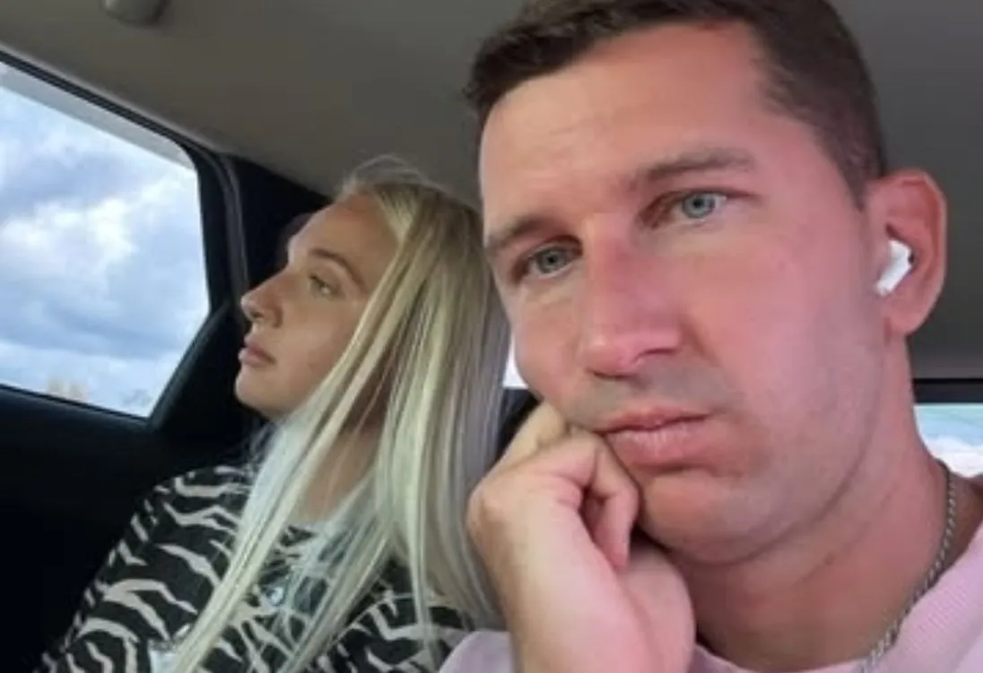 Дмитрий Луковкин поделился опытом полета на параплане с Филипповой.