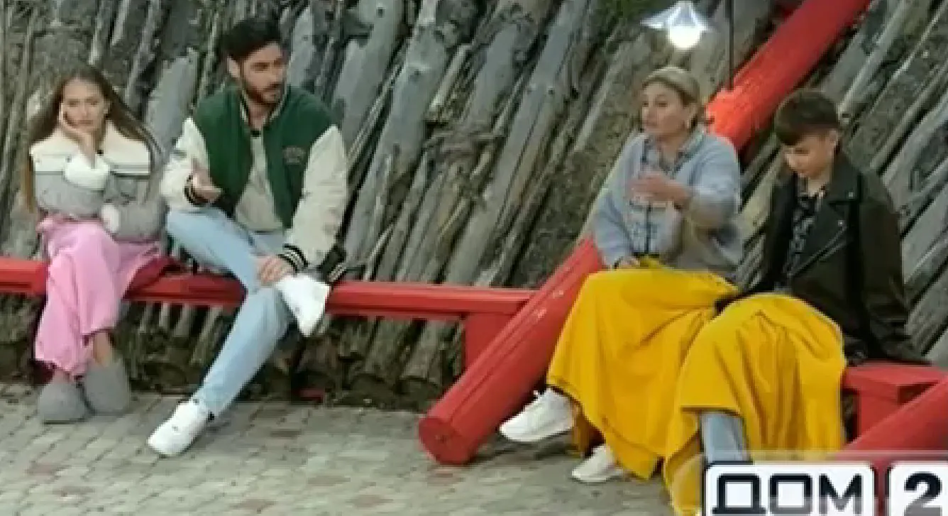 В заявлении Виктории Салибековой говорится, что она испытывает отвращение к своей матери и брату.