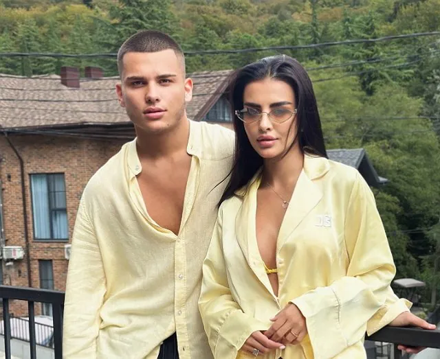 Арсений Колеганов присоединился к проекту с надеждой найти свою вторую половинку.