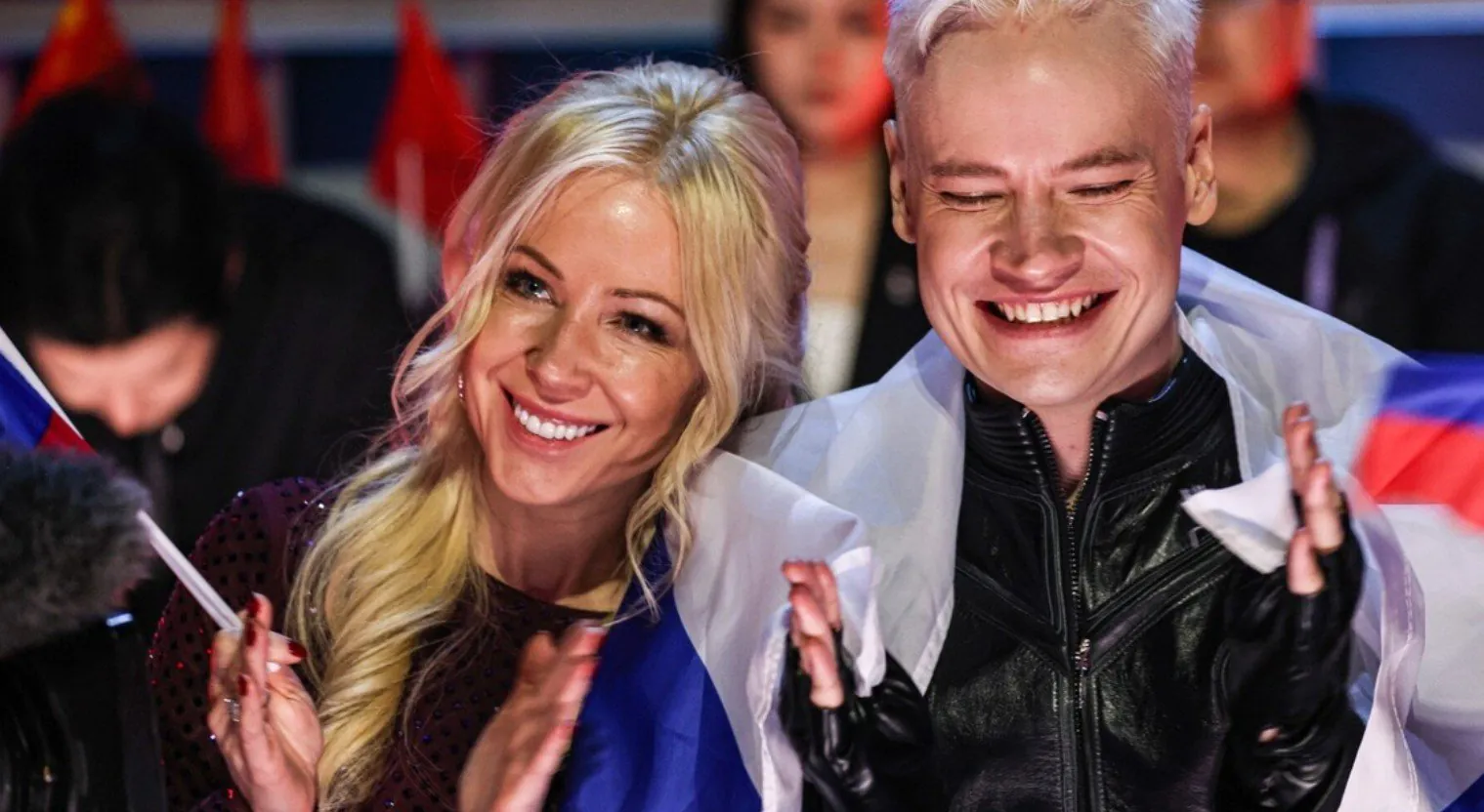 На просторах интернета начали распространяться слухи о предстоящем помолвке Мизулиной и SHAMANa.