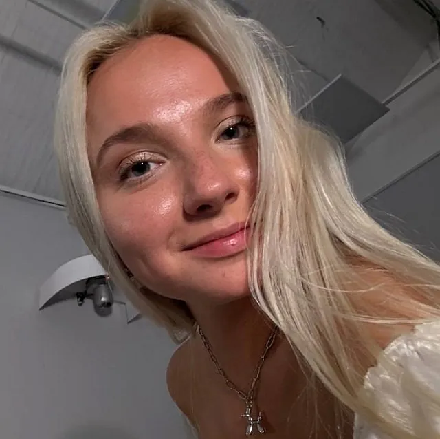 Филиппов отдыхает в городе Казань, в то время как Луковкин наслаждается чашкой чая в компании Дорожкиной.