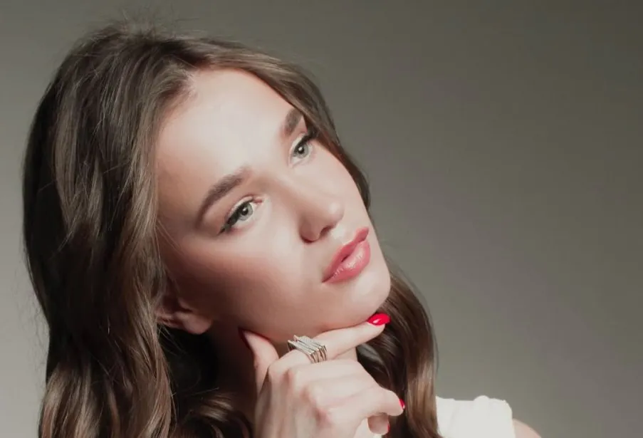 У Яны Тырлышкиной не получилось собрать подписчиц в танцевальной студии