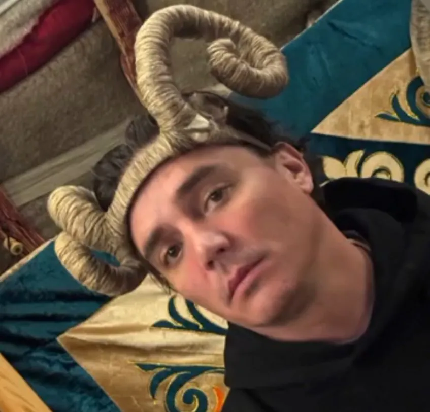 Евгений Кузин намекнул на расставание со своей девушкой Екатериной Вишняк