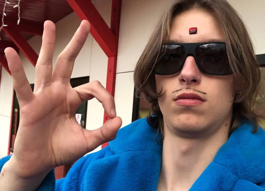 Иван Китаев и Дима Гачмин выступают против интима с "бабушками"