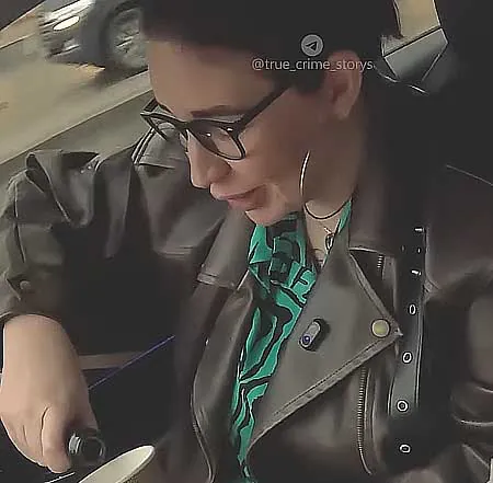 Вышло интервью с нетрезвой Сашей Чepнo