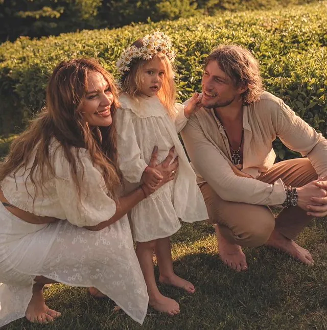 Ксения Задойнова: Пусть учится зарабатывать сама