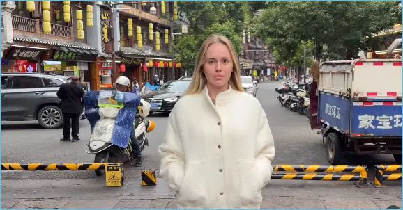 Милена Безбородова явно превзошла Сашу Черно в финансовом плане