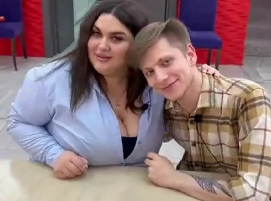 На Доме 2 появилась новая пара - сообщает Тигран Салибеков