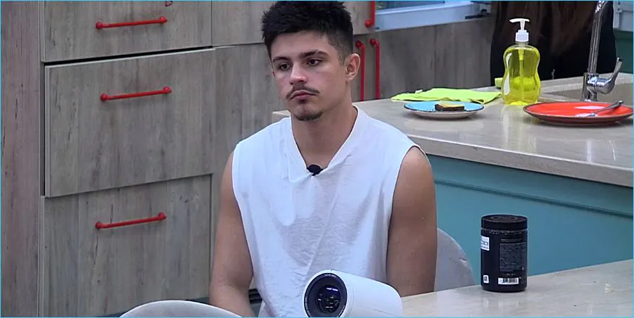 Никита Гуранда отработал свою карму с Элиной Рахимовой на телепроекте Дом 2