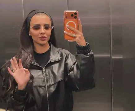 Кристина Бухынбалтэ спасается от наглых поклонников в сети