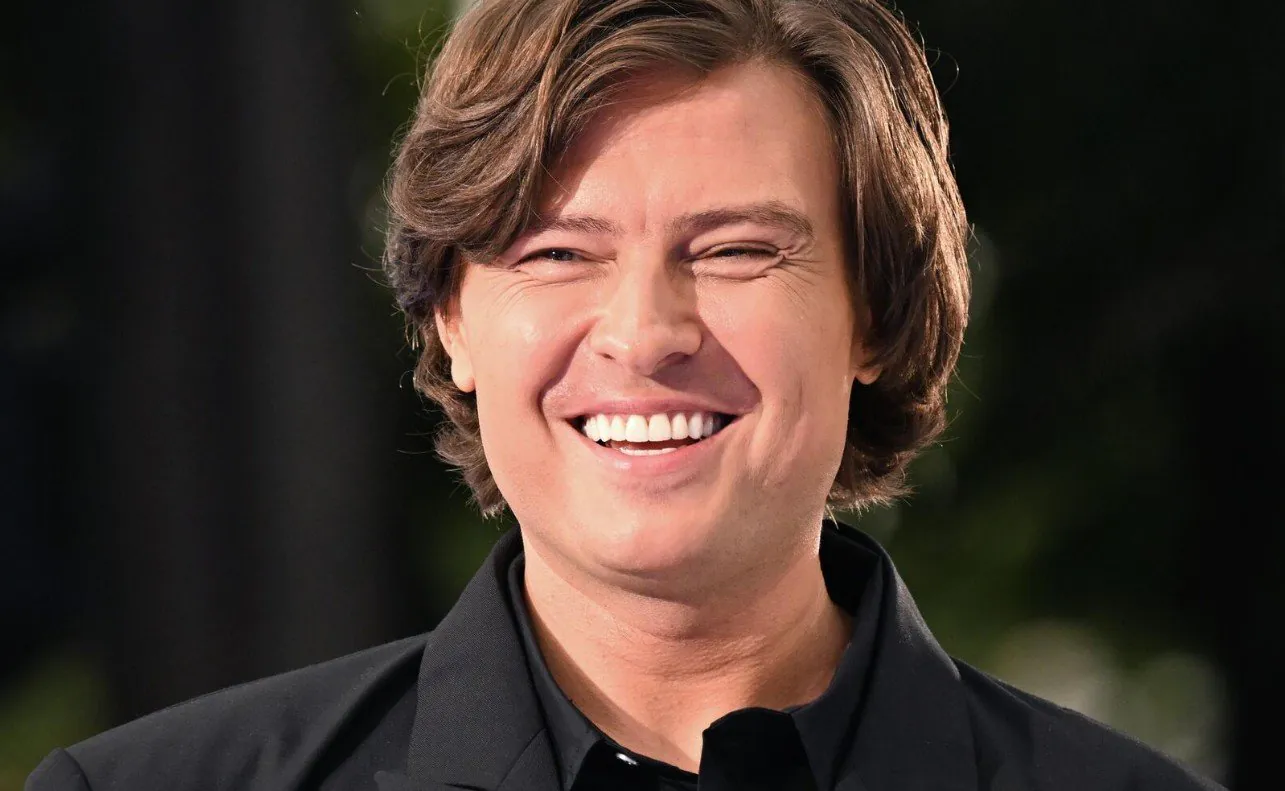 Прохор Шаляпин считает, Лариса Долина должна отдать квартиру покупательнице