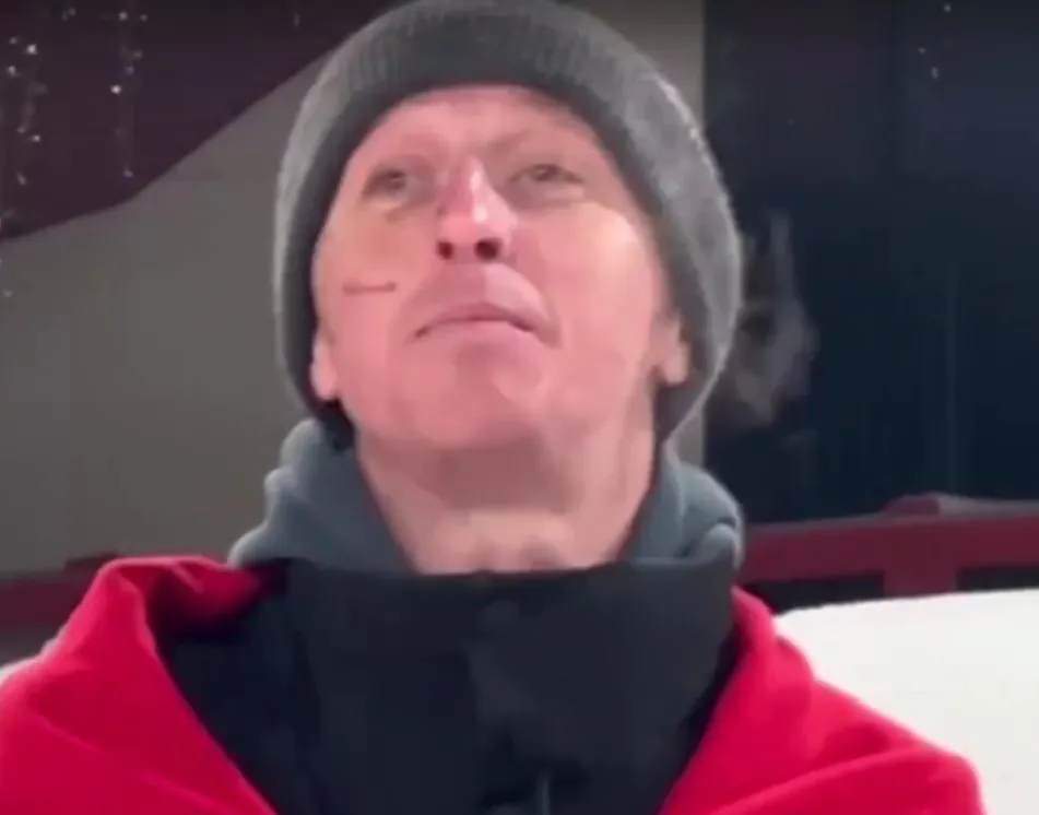 Катя Квашникова высказывает мнение, что Альберт Гракович сделал операцию слишком рано.