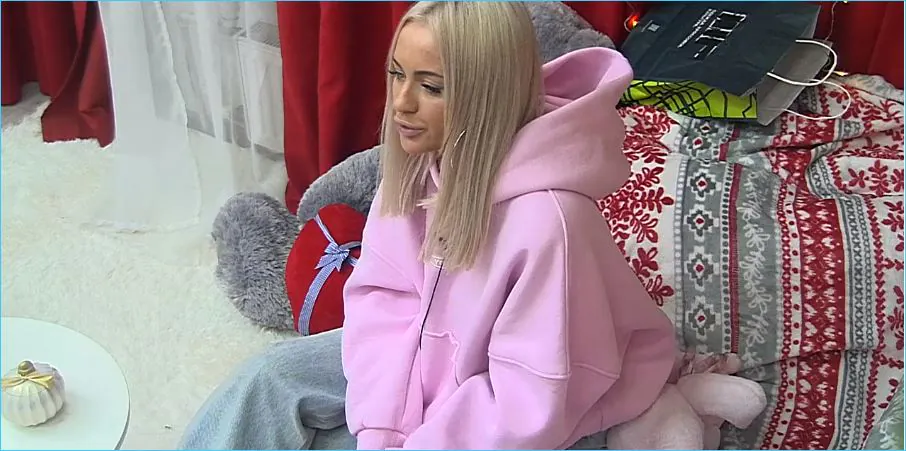 Красивая Элина Рахимова не боится конкуренции со стороны молодых участниц Дома 2